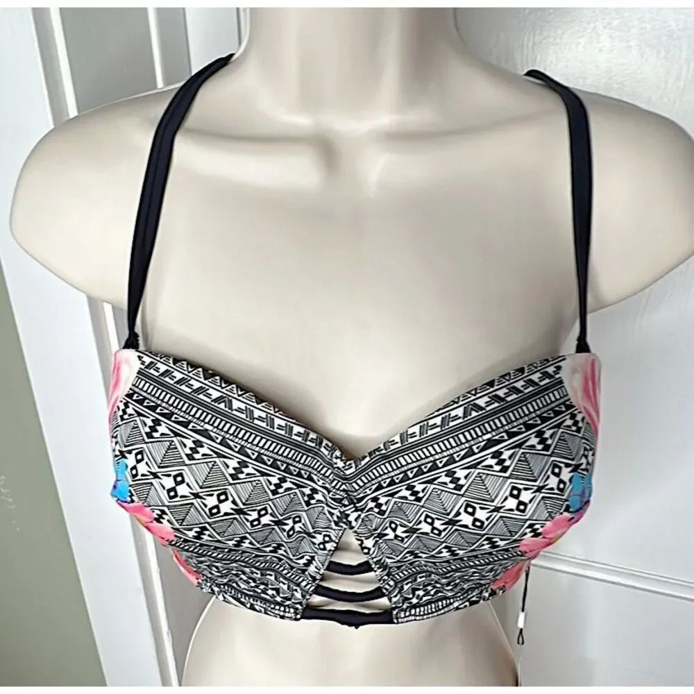 A. Che Geometric Floral Bikini Top 32DD/34D/36C/38B Nwt